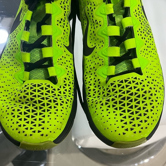 Men’s Nike Free 3.0 neon green with black Nike logo size 10 - Picture 6 of 9